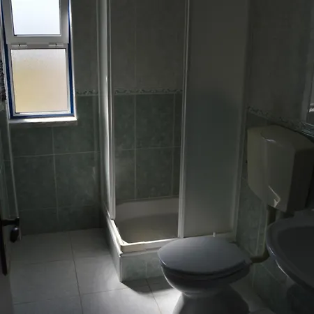 بيت ضيافة Alojamentos Dos Mangues 3*